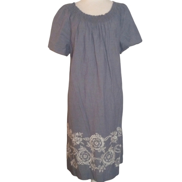 Talbots Floral Embroidered Blue Chambray Smocked Neckline Cotton Dress Size 14 - Picture 1 of 9